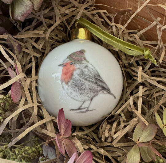 Fine Bone China Festive Robin Christmas Bauble Decoration