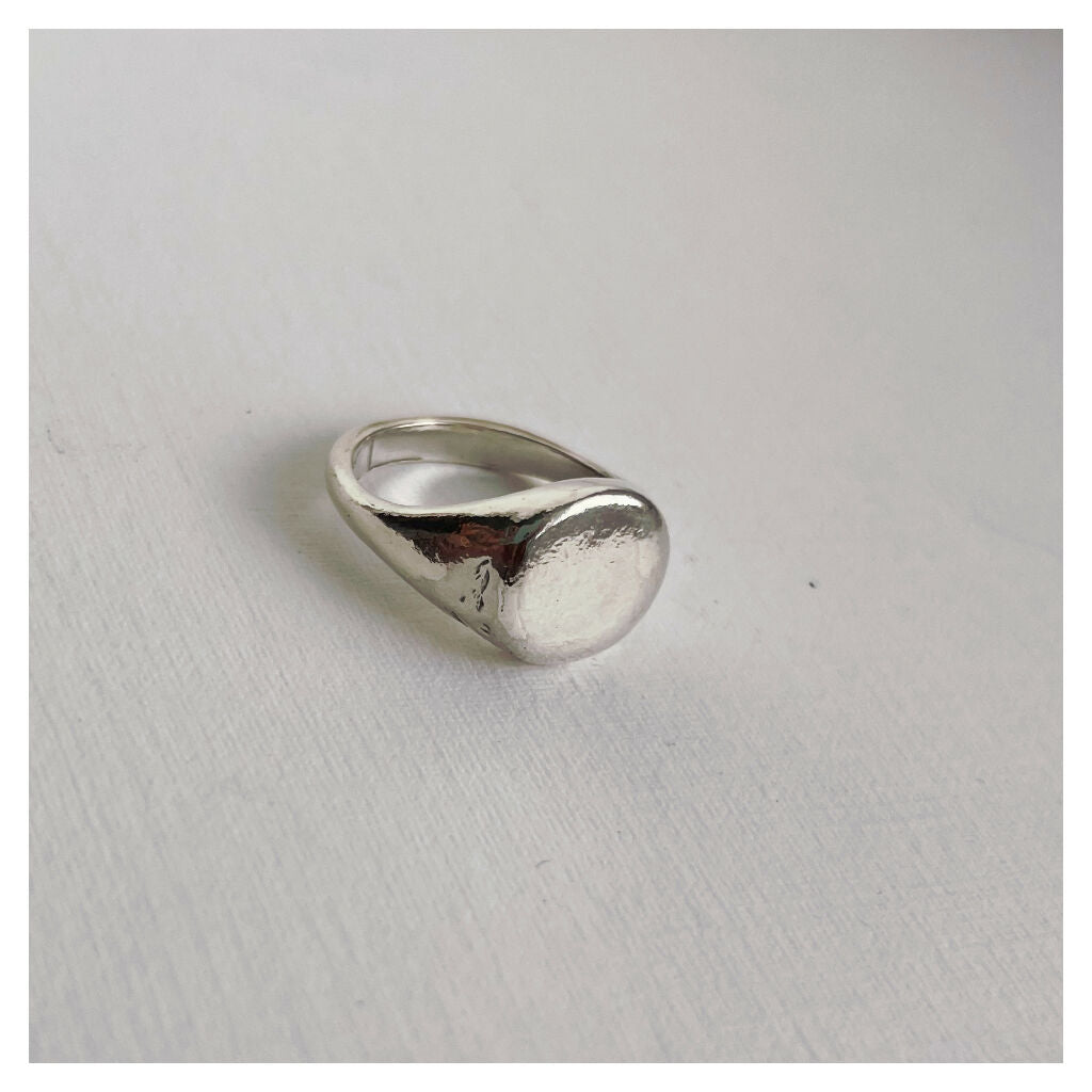 BRUISED Signet Ring .4