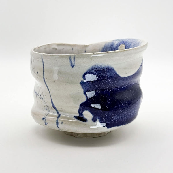 Slumped matcha cup blue tide front