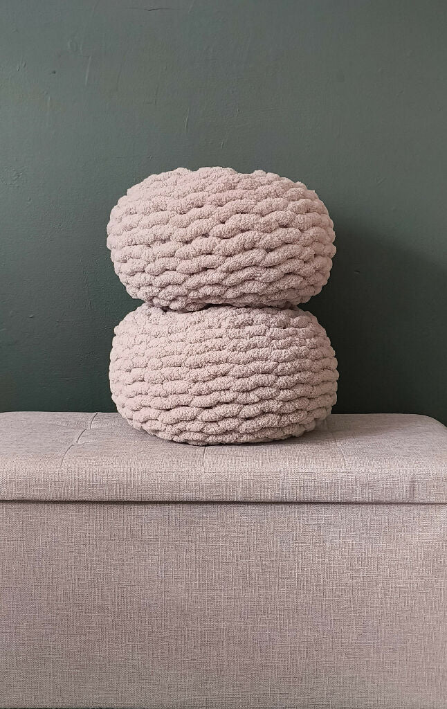 Round Cushion Hand-Knit Chunky Chenille