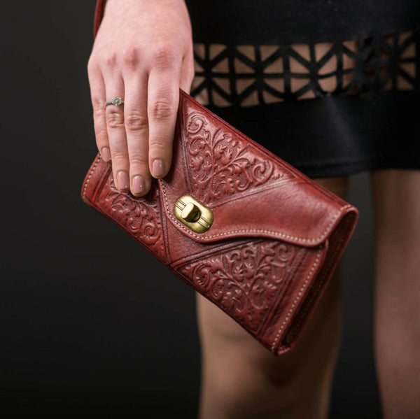 Leather Tri-Fold Purse Dark Red