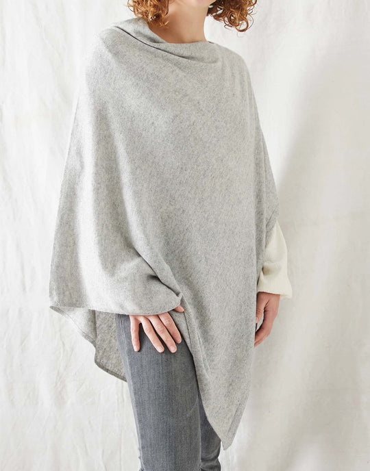 Women's Luxury Merino Wool Cowl Poncho – Light Grey