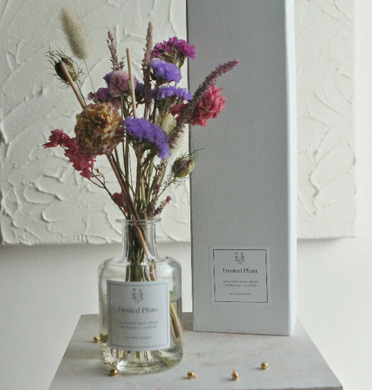 Luxury Dried Flower Diffuser in Frost Plum
