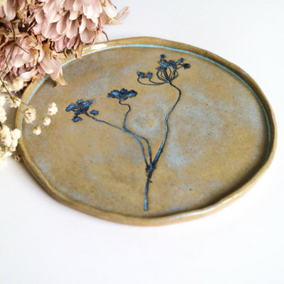 Stoneware Clay Dish in Botanical Design