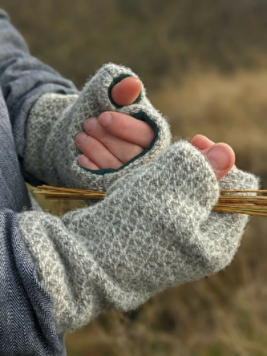 Welsh wool Mittens