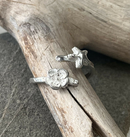 Adjustable Silver Flower and Starfish Ring