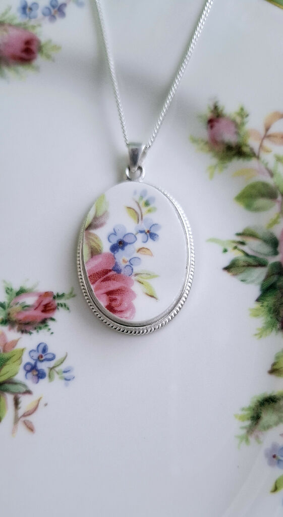 Rose and Forget me not broken china Pendant