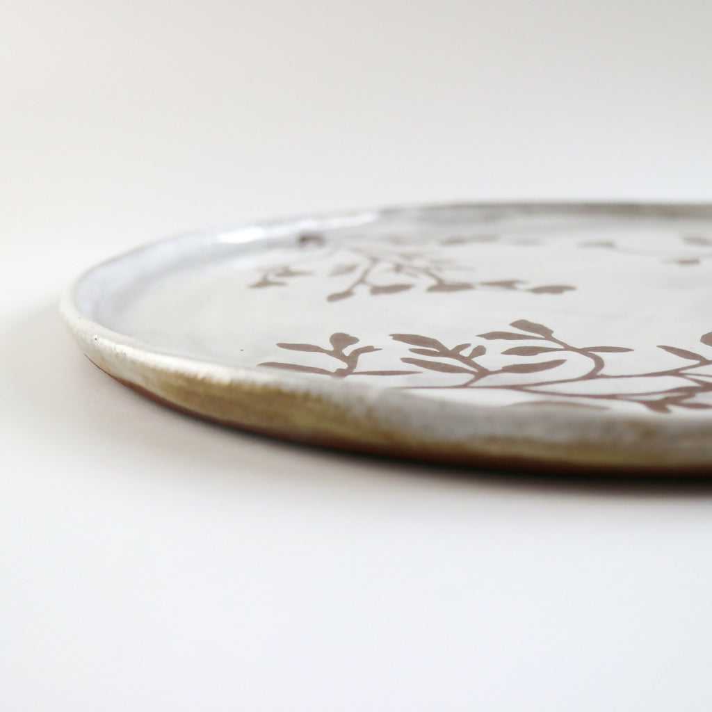 Stoneware Plate in Botanical Design