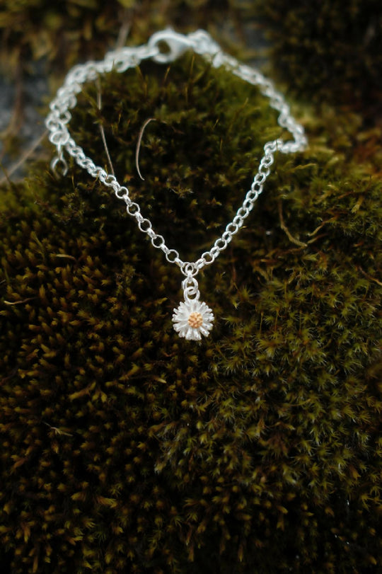 Sterling Silver Daisy Charm Bracelet