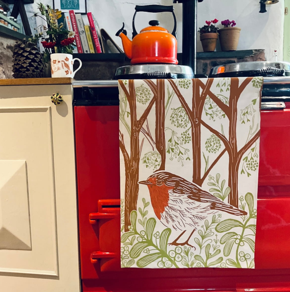 Robin in the Mistletoe Tea Towel