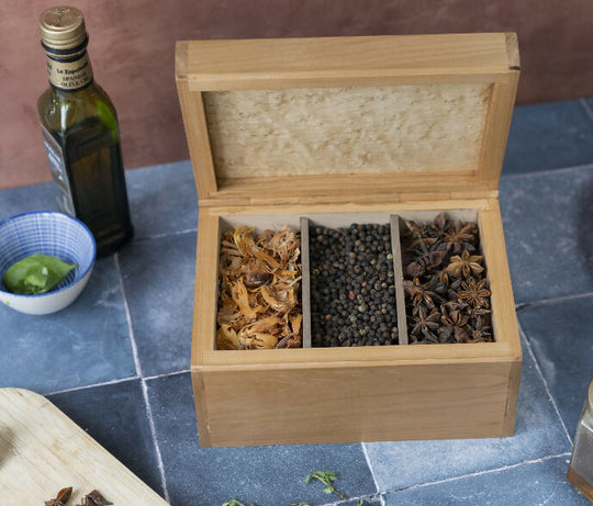 Spice box