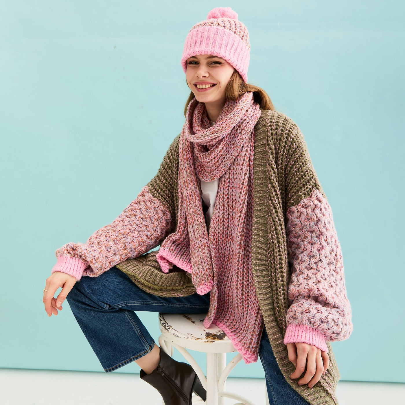 Florence Twist Oversized Knitted Scarf - Pink