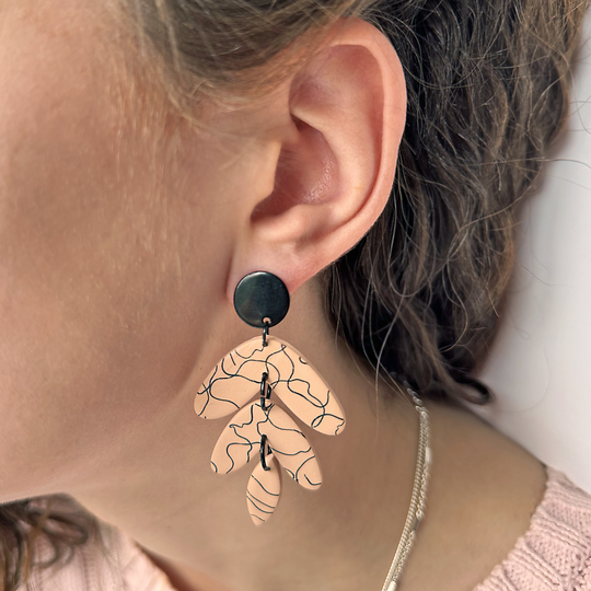 Frida Drop Earrings | Nude