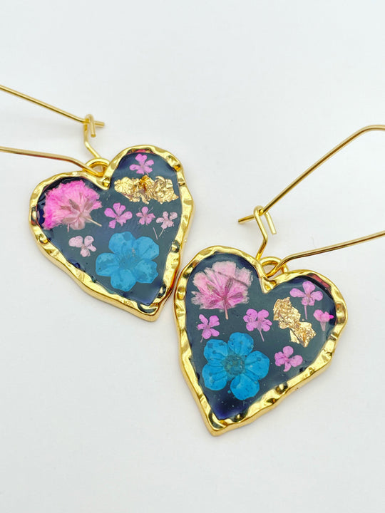 Gothic Heart Earrings With real Flowers