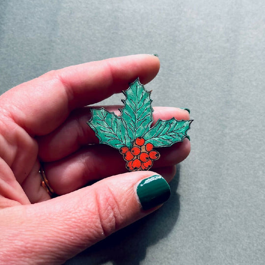 Holly Mini Pin