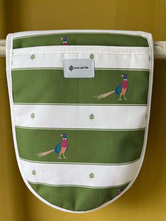 Oscar & Tilly Pheasant Design Oven Gloves