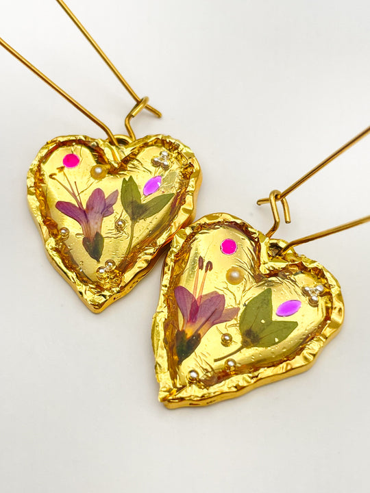 Gold heart earrings with lily flowers
