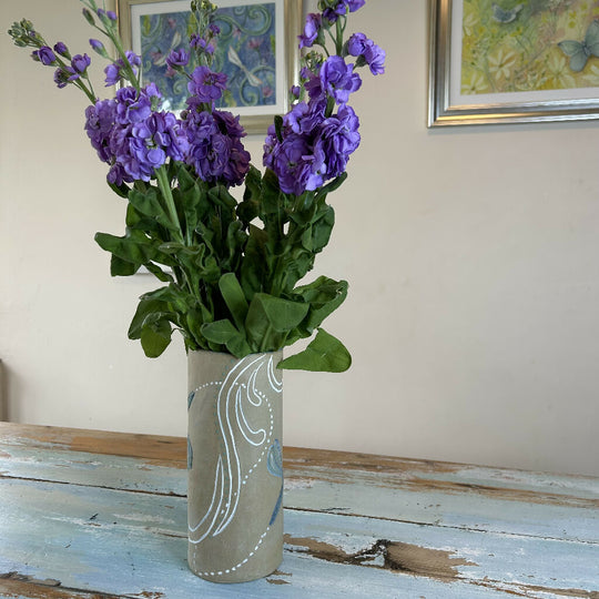 Fresh lines Vase - Blue dragonfly design