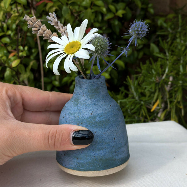 Bud Vase - Evening Chill