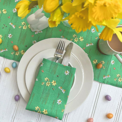 daffodil napkin set up