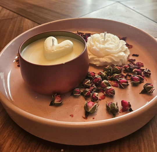 Rose and Jasmin Valentine's Candle made with soy wax