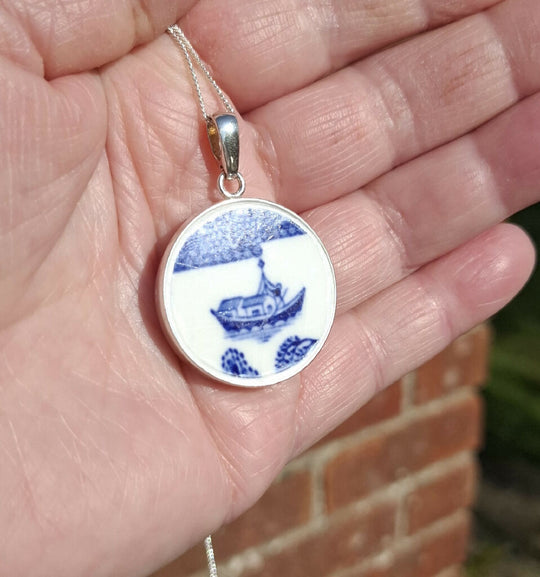 Anniversay gift Chinese Willow pattern junk boat broken china jewellery
