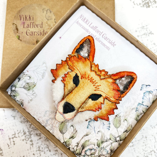 Embroidered Small Fox Brooch