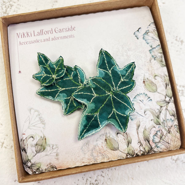 Embroidered Small Ivy Leaf Brooch