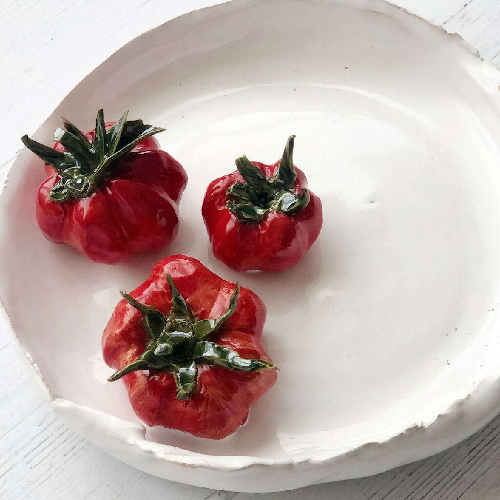 Handmade Ceramic Tomatoes on a Dish: Three Tomatoes on a Round Dish