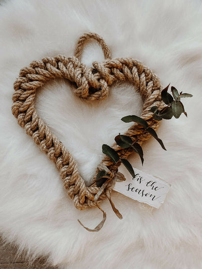 25cm Jute Heart Wreath
