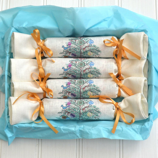 Christmas Tree Linen Napkin Crackers