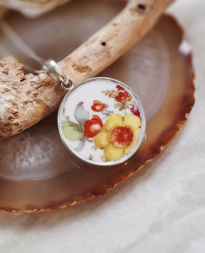Daffodil broken china pendant
