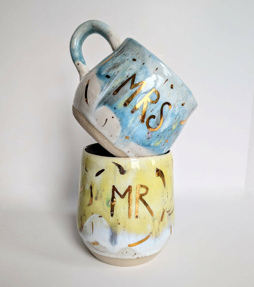 Mr & Mrs Wedding cup set
