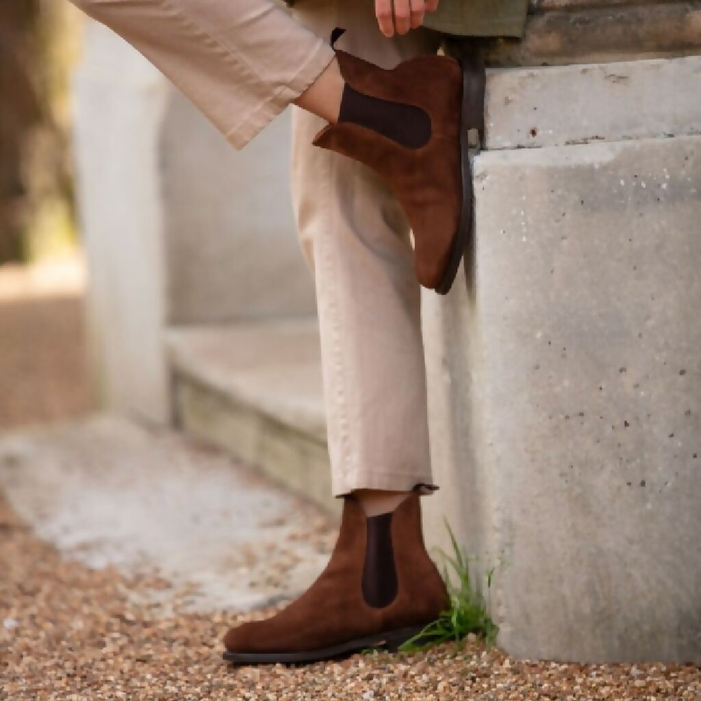 Red Kite Chelsea boot in brown suede