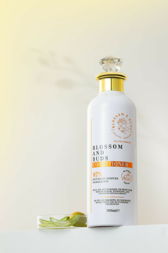 Blossom & Buds Natural Conditioner 300ml- Rosemary and Geranium Rose