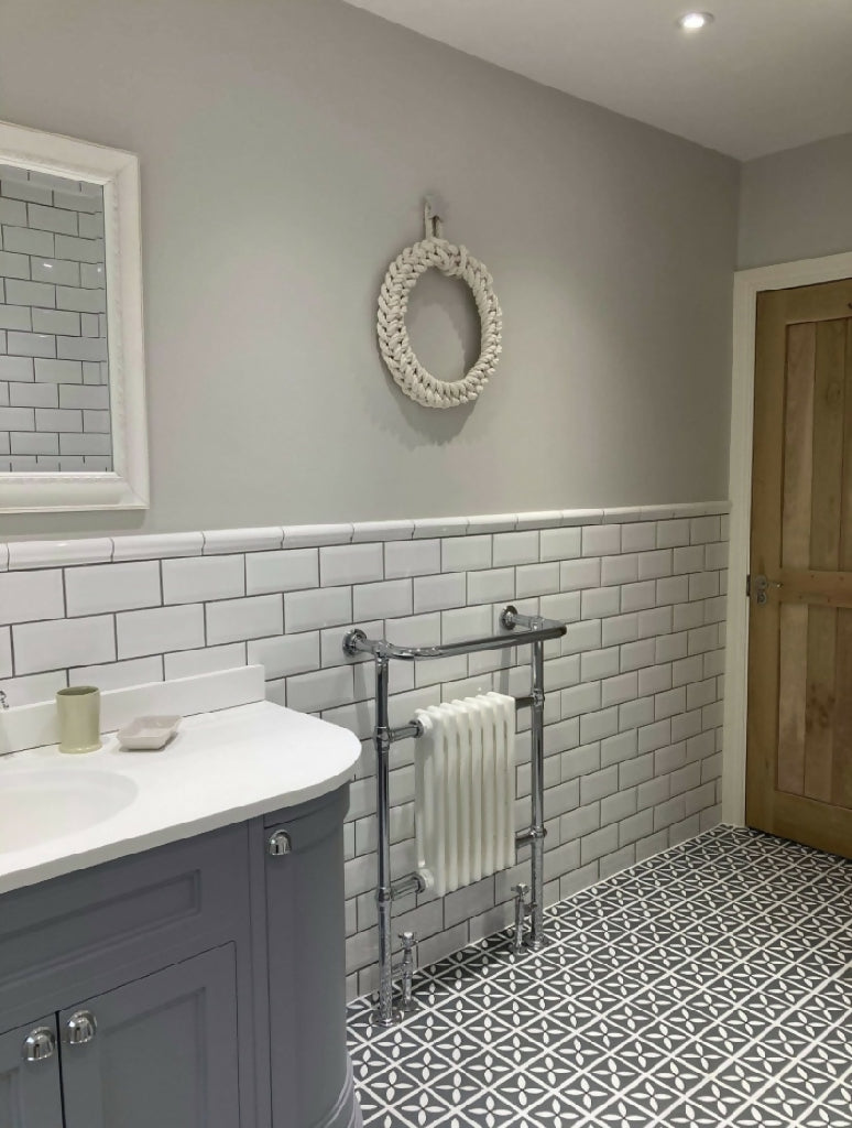 30cm White Cotton Christmas Wreath