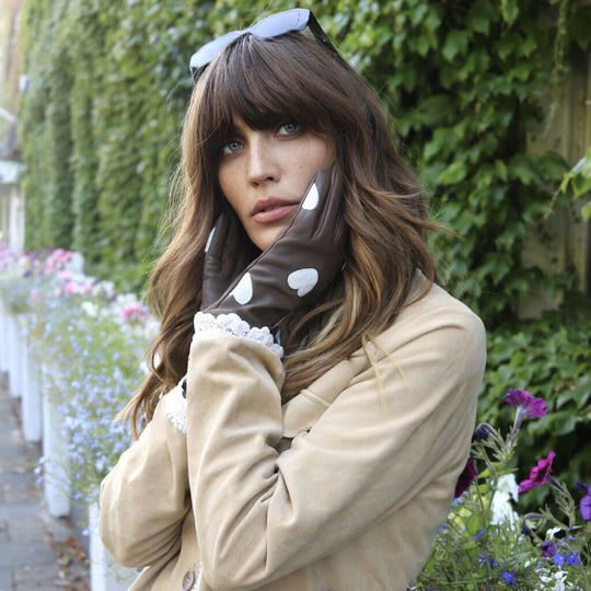 Heart Leather Gloves in Taupe and White