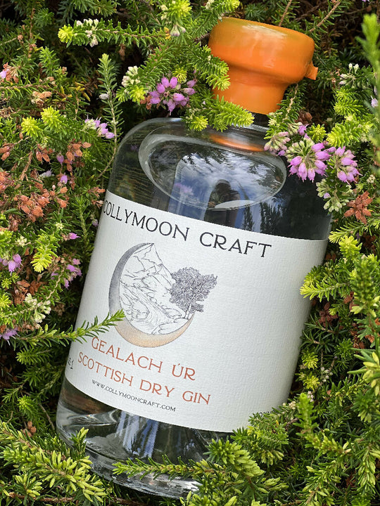 Personalised Gealach Úr - Delicate classic juniper and coriander Craft Gin