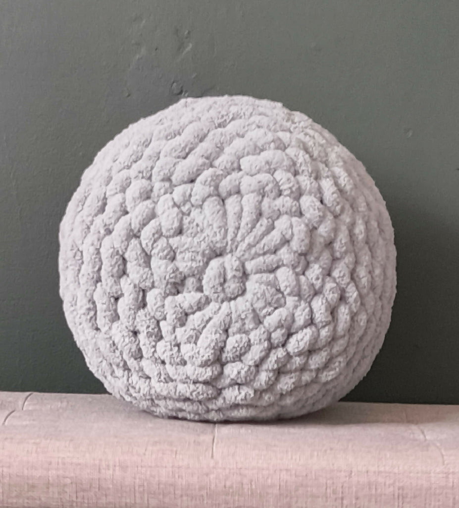 Round Cushion Hand-Knit Chunky Chenille