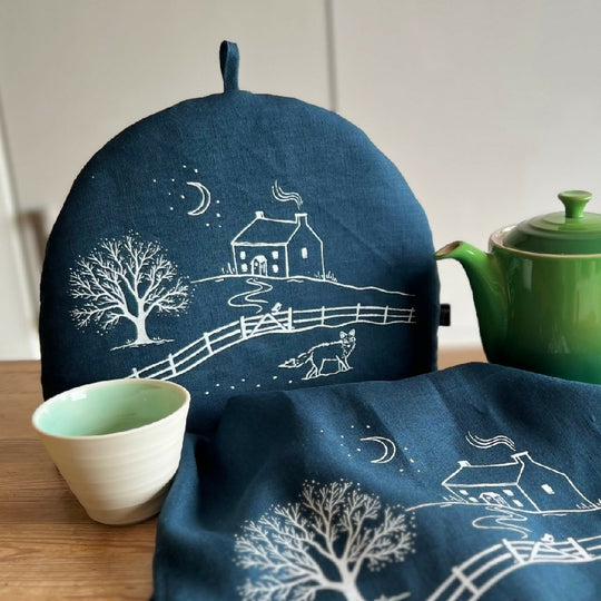 Winter Fox Linen Tea Cosy