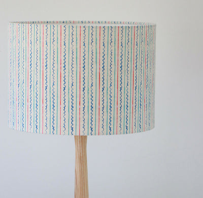 Sm-Res-Linen-Stripe-Scallop-Natural-Lampshade