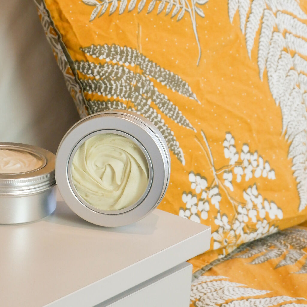 turmeric-brightening-cream-sapónne-naturals