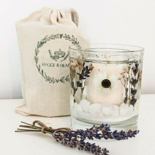 DAISY AND LAVENDER BOTANICAL SCENTED CANDLE