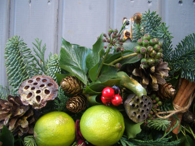 cl-christmas-traditional - fresh-front-door-wreath-2024-6