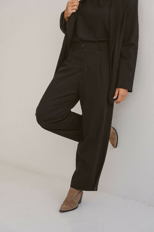 Charlotte Ponte Tapered Trousers