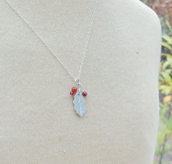 Holly Leaf Pattern Silver Pendant with Red Garnet and Carnelian Bead Berries