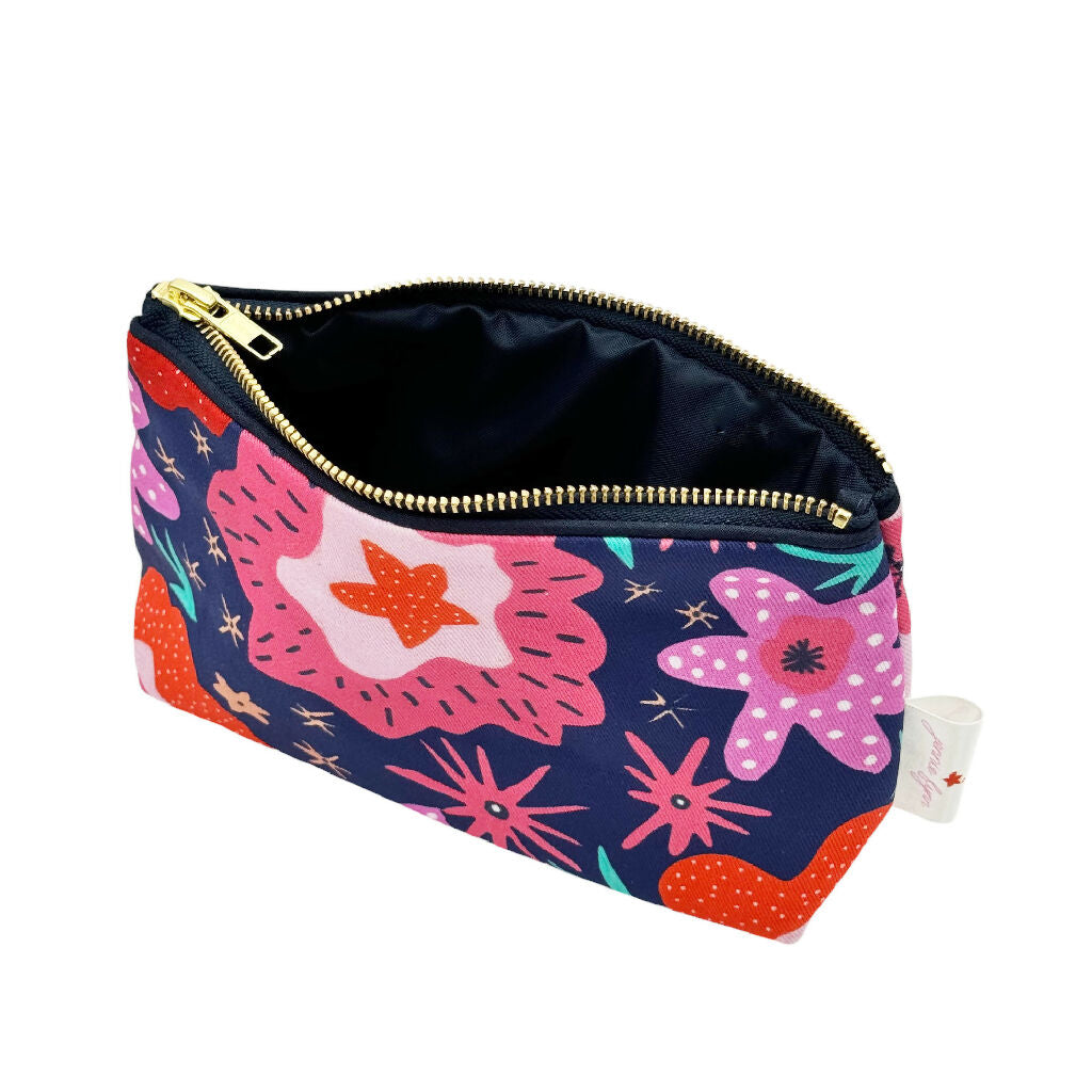 Inside-Candy-small-makeup-bag-Jennie-Fynn