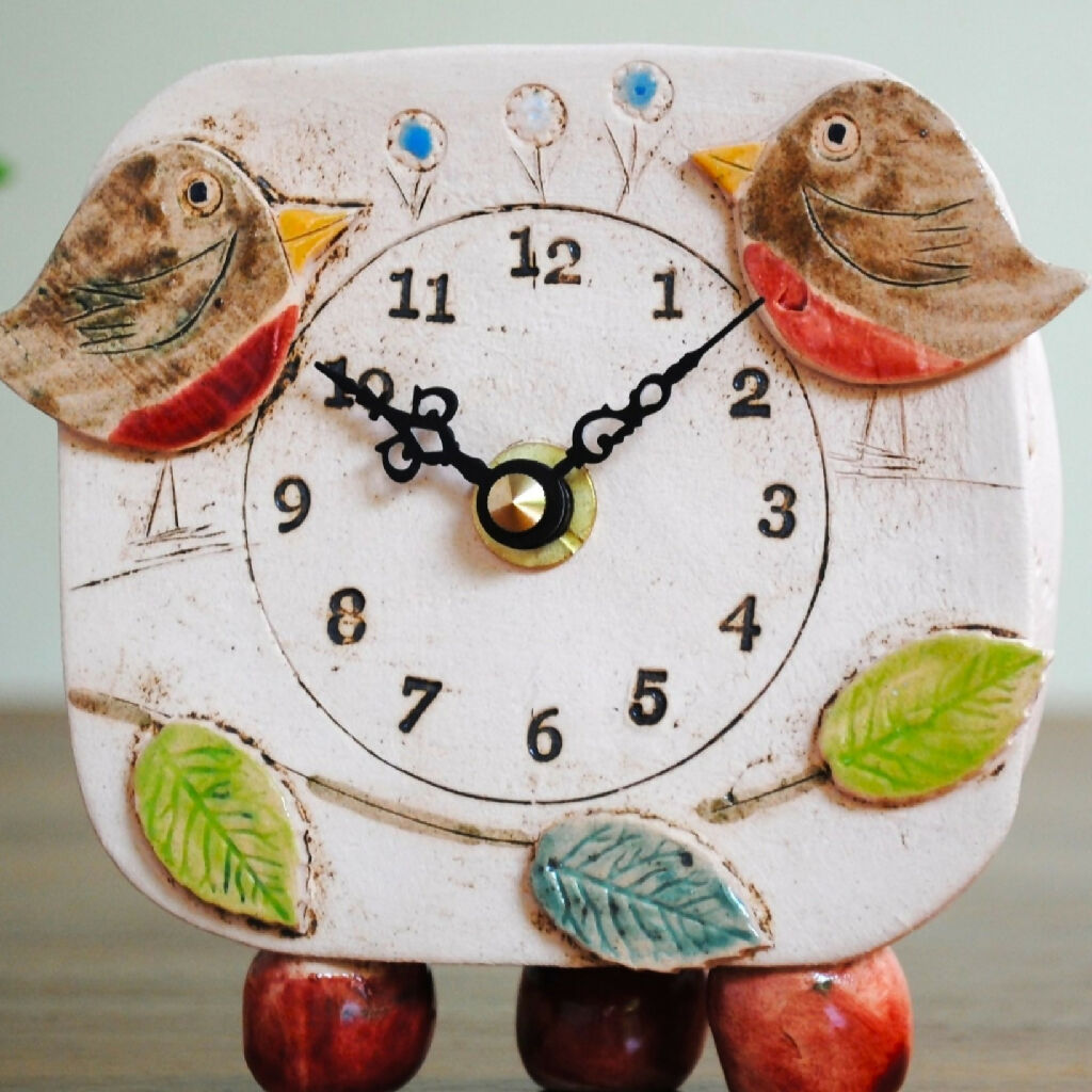 Mantel Clock With Two Robins And Leaves