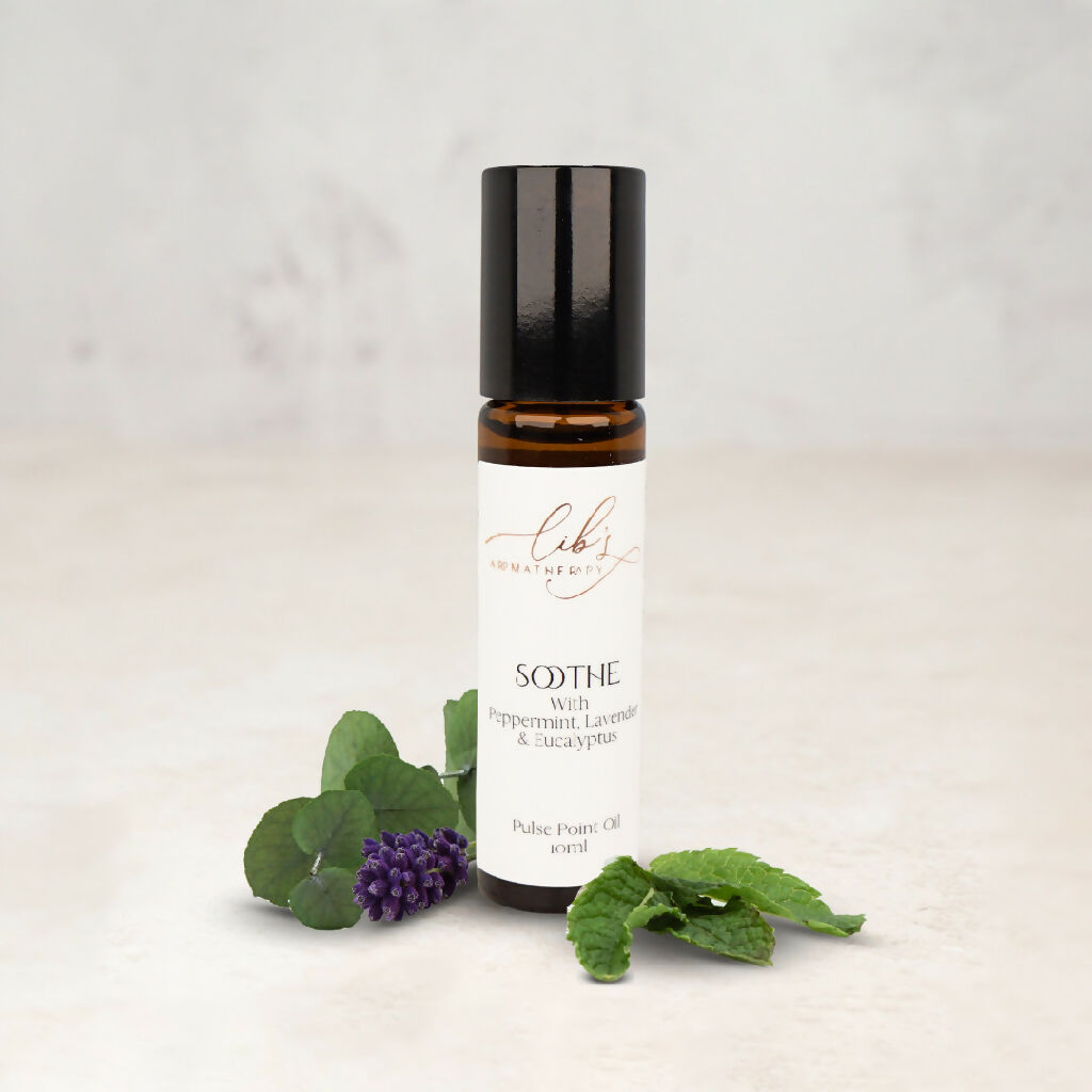 A soothing peppermin, lavender and eucalyptus rollerball