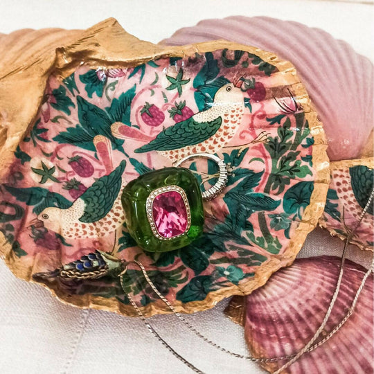 MORRIS STRAWBERRY THIEF DECOUPAGED SCALLOP SHELL DISH PINK & GREEN